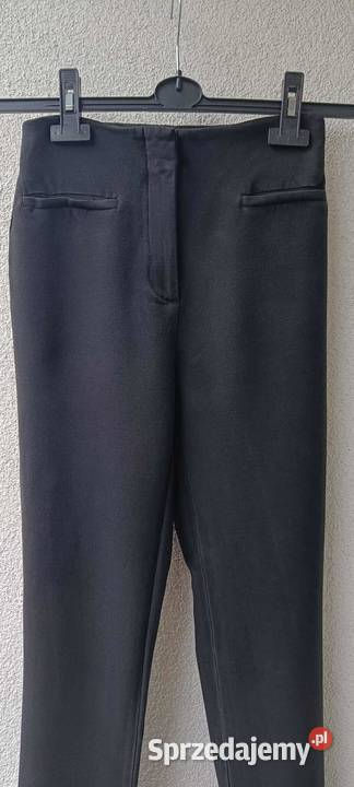 Spodnie r34 z rozciętymi nogawkami Massimo Dutti