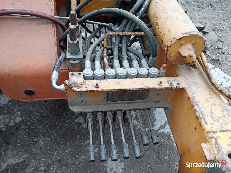 HDS zawieszany do ciągnika ładowacz dźwig nieuszkodzony Brodzica