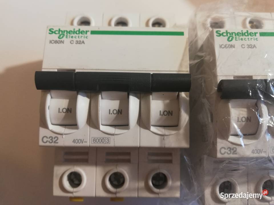 Wyłącznik nadprądowy iC60N C 32A Schneider