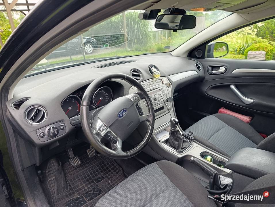 Ford Mondeo MK4 hatchback 18 TDCI światła przeciwmgielne Mondeo Samochody osobowe Janów Lubelski