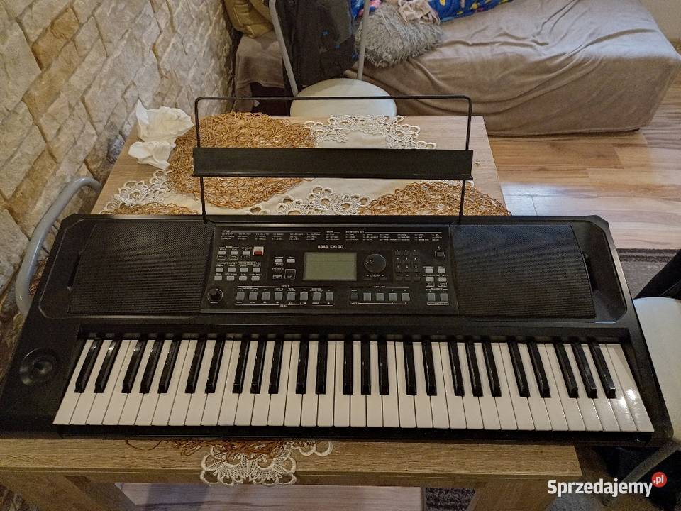 Keyboard Korg ek 50
