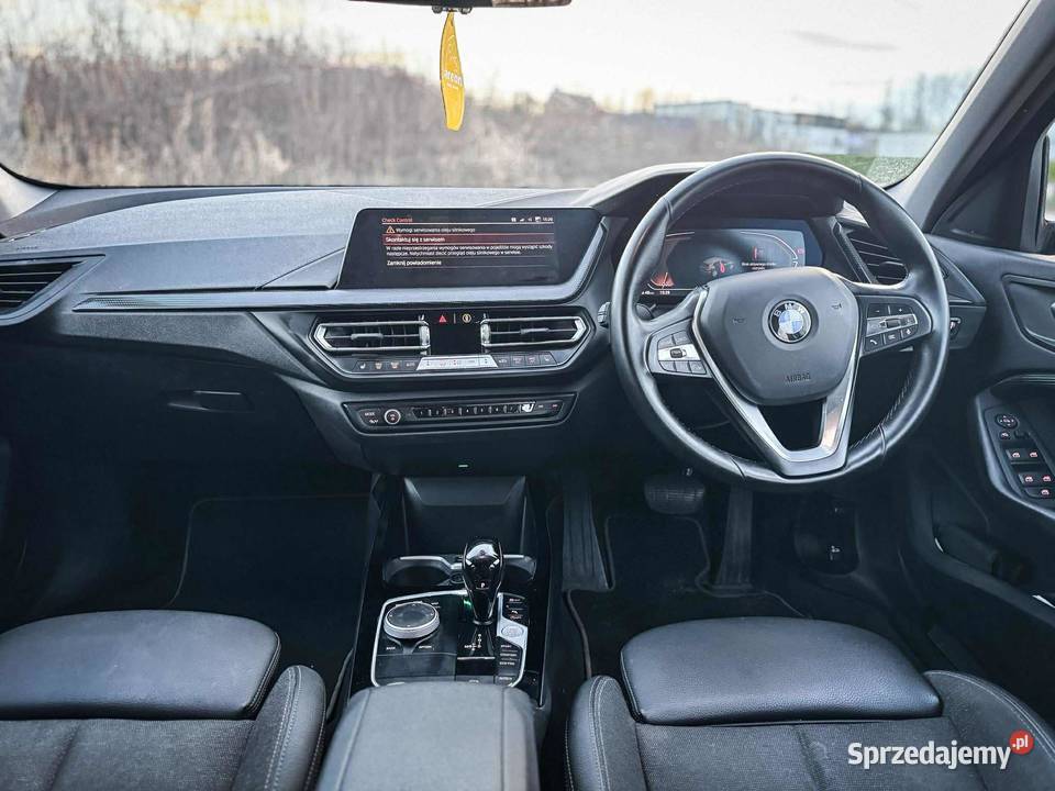 BMW Seria1 2022 bezwypadkowy śląskie Katowice sprzedam