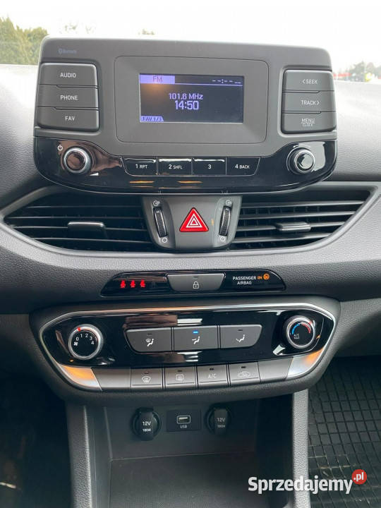 Hyundai i30 LED klimatyzacja manual benzynka Rok produkcji 2022 śląskie Żory