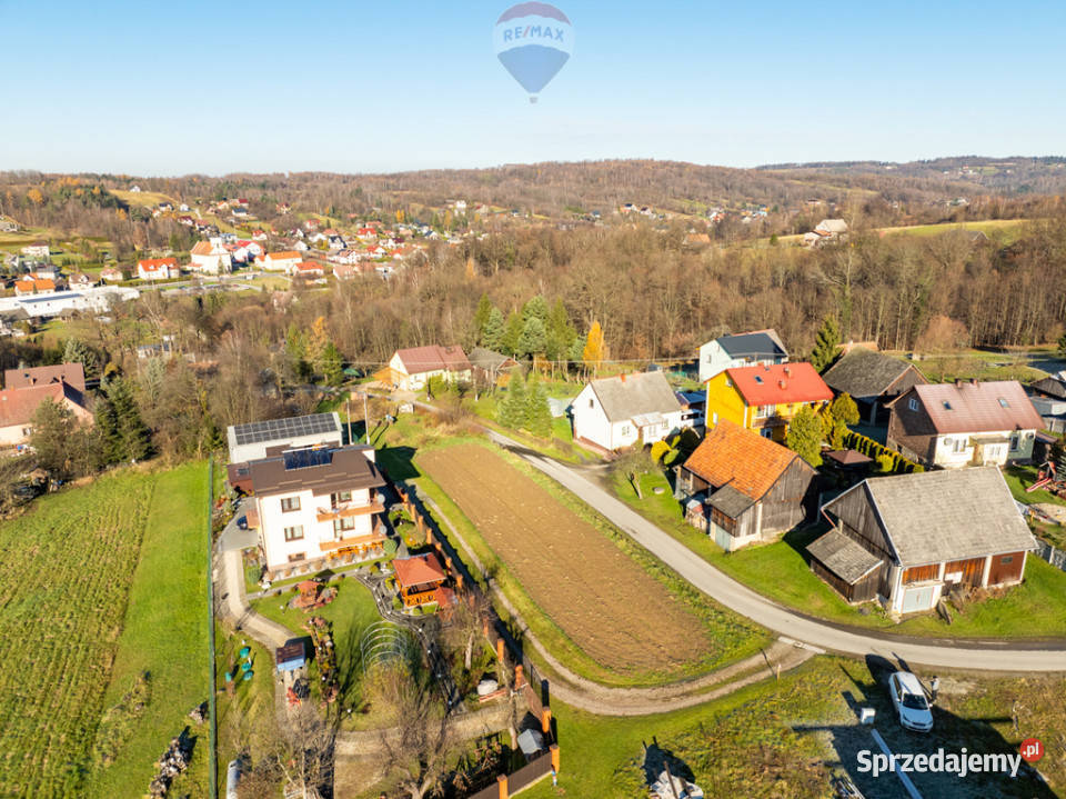 10 arów budowlane w zielonej części Izdebnika asfalt Izdebnik