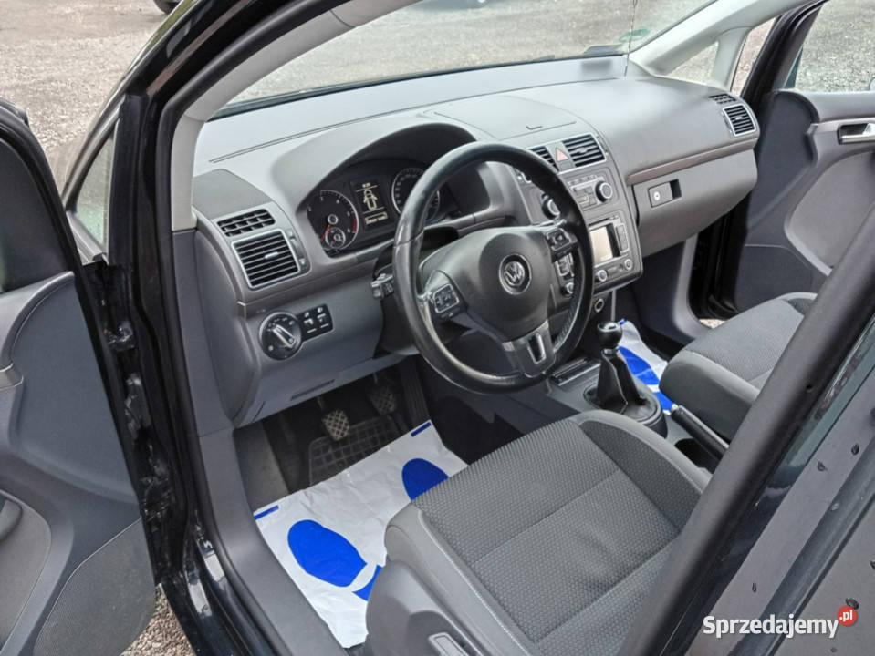 Volkswagen Touran Możliwość zamiany II 20102015 czarny Janów Lubelski