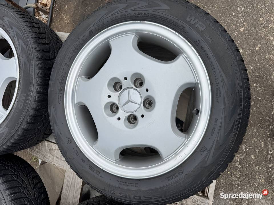 Koła Mercedes 16 opony zimowe nokian 2020r 20555 Pruszcz Gdański