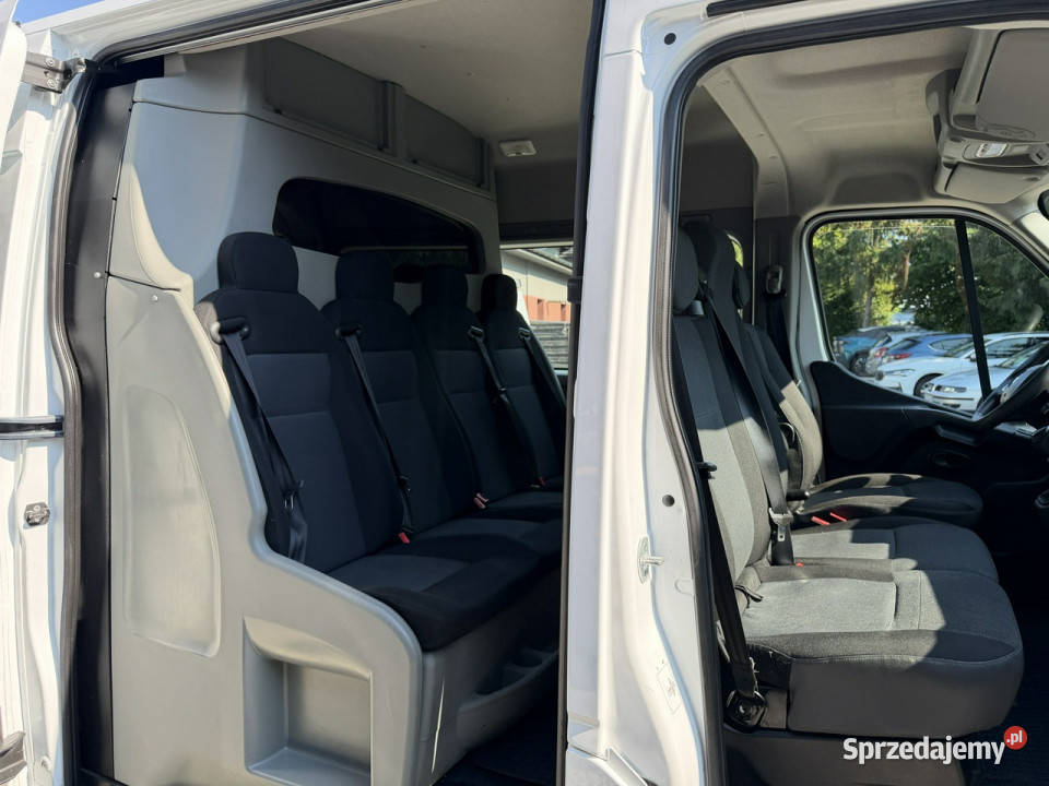 Renault Master L2H2 średniak 6 osobowy elektryczne szyby