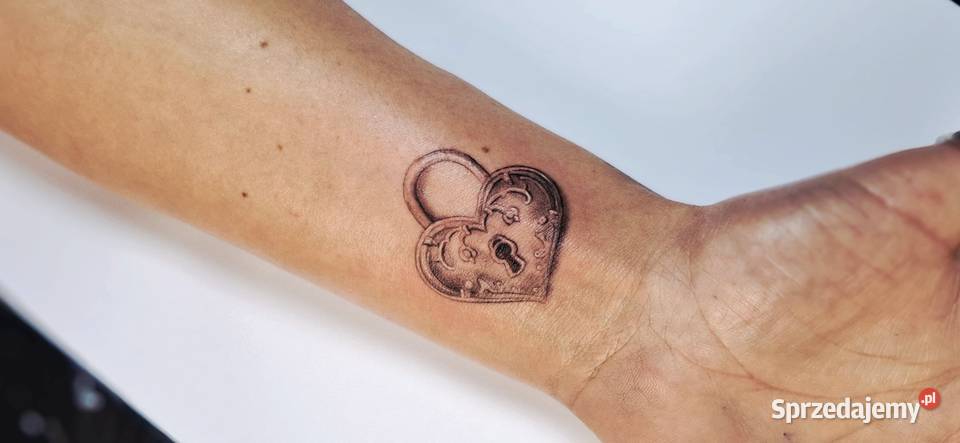 Tatuaż STUDIO TANK88AART Roczyny