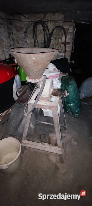 Młyn młynek do zboża kukurydzy ziarna