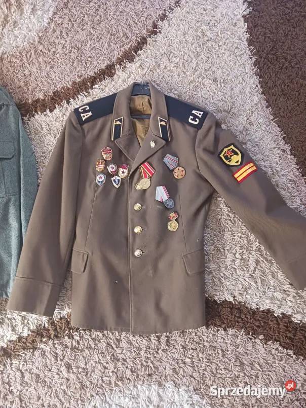 Mundury z PRLZSRR i NRD Śniadka Druga