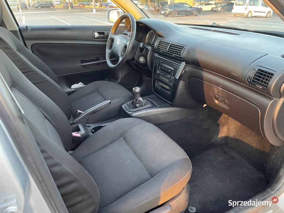 Volkswagen Passat B5 FL 19 TDI 2003 niski 264000km lubelskie Lublin