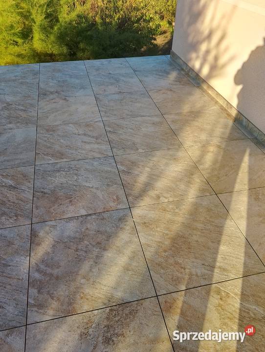 Wynajem minikoparki usługi remontowe usługi budowlane