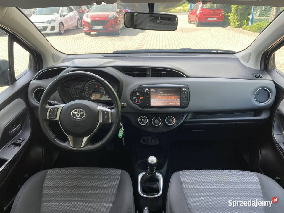 Toyota Yaris 13 99 KameraBluetooth Gwarancja III 1329cm3