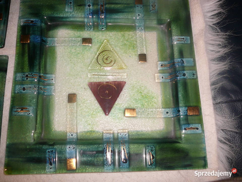 Zestaw talerzy 61 artystyczne kolorowe szkło