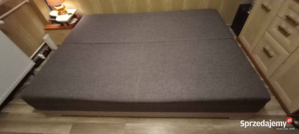Kanapa rozkładana z funkcją spania
