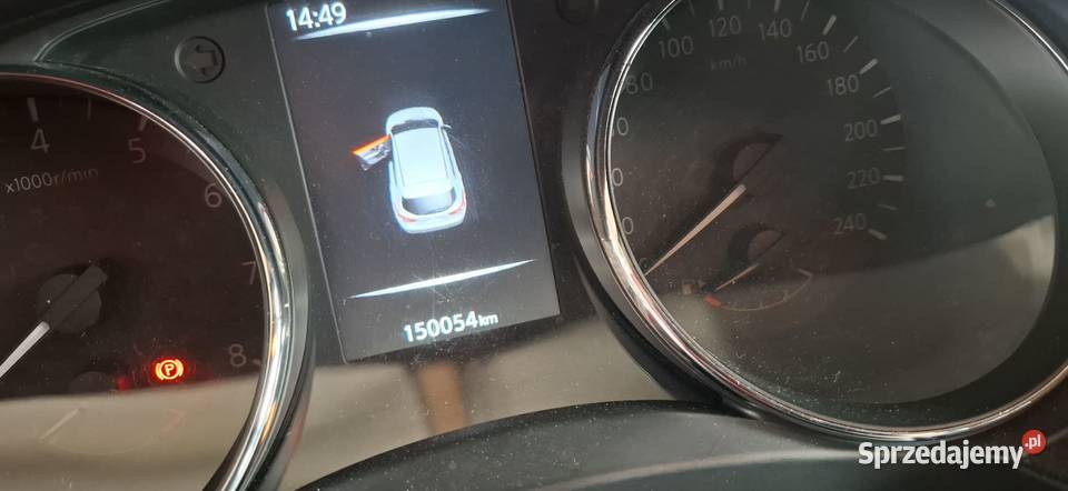 Nissan Qashqai II 12 2015r TCE 130 Automat z podkarpackie