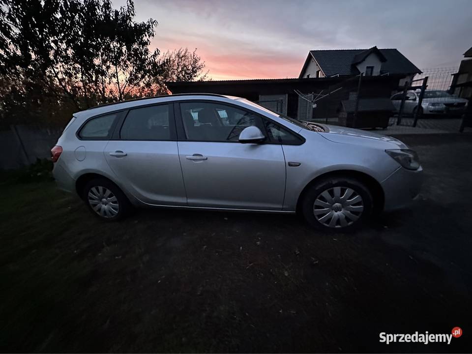 Opel astra 2011 r 17cdti Wydorowo