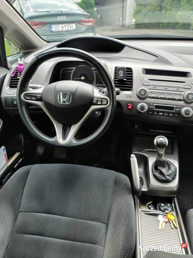 Honda Civic 18 vtec Executive Rok produkcji 2009 śląskie Częstochowa