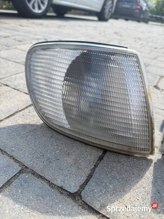 Kierunkowskazy Audi A6 C4 S6 C4 Hella Konin