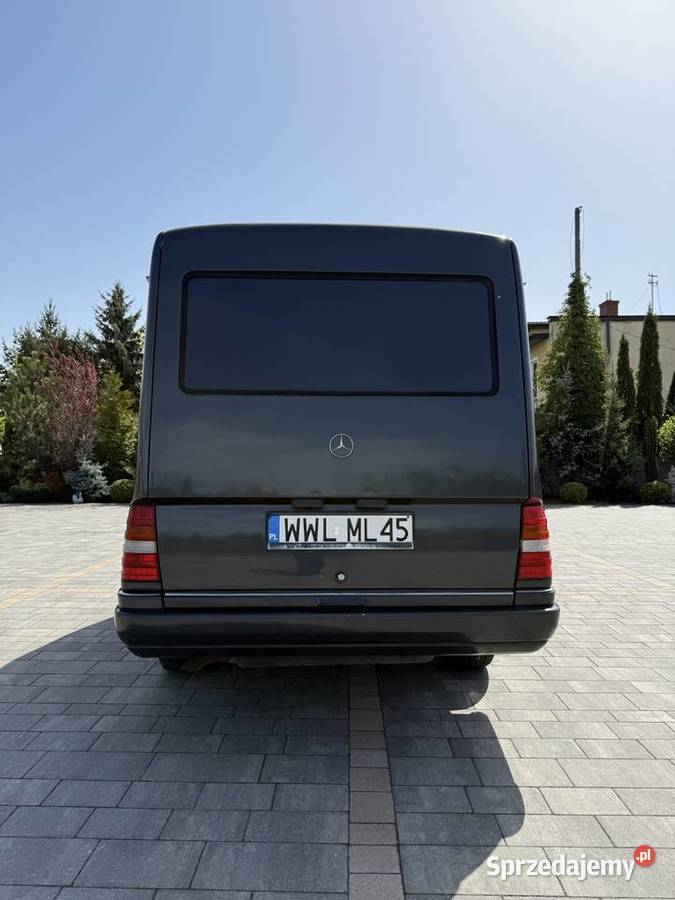 Samochód pogrzebowy Mercedes Benz 230E Pozostałe Wołomin