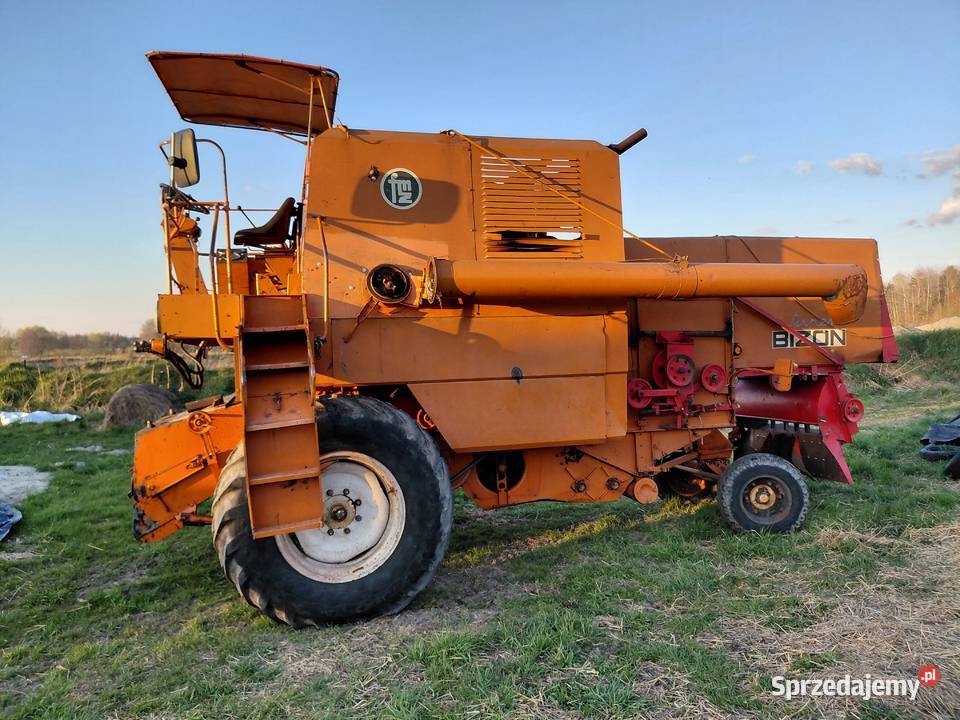 Kombajn bizon z056 remoncie silnik