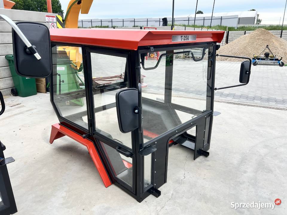 Kabina ciągnikowa kabina Ursus RUSKI T25 MF235 Radom