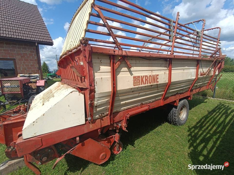 Przyczepa samozbierająca Krone Myszków