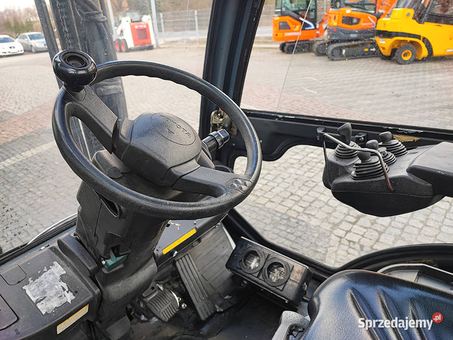 Wózek widłowy Toyota 028FGF25 25 t LPG kabina sprzedam