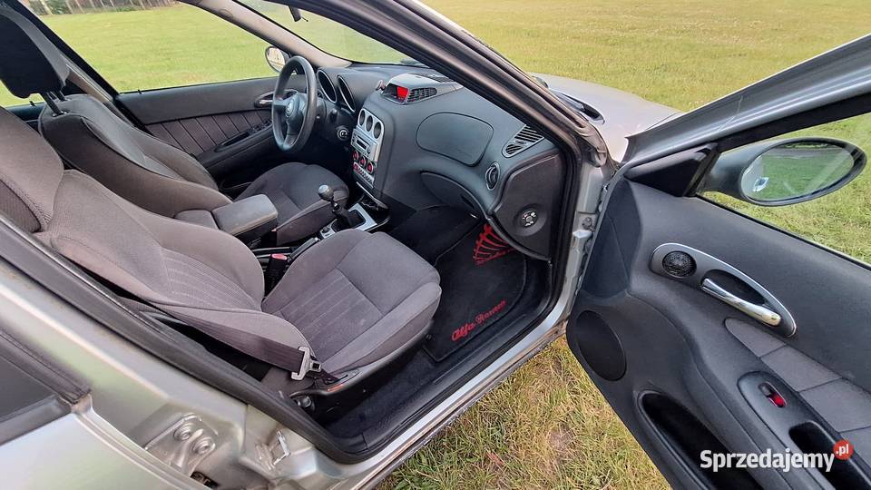Alfa Romeo 156 19 JTD 115 85 KW lift w wersji Warszawa