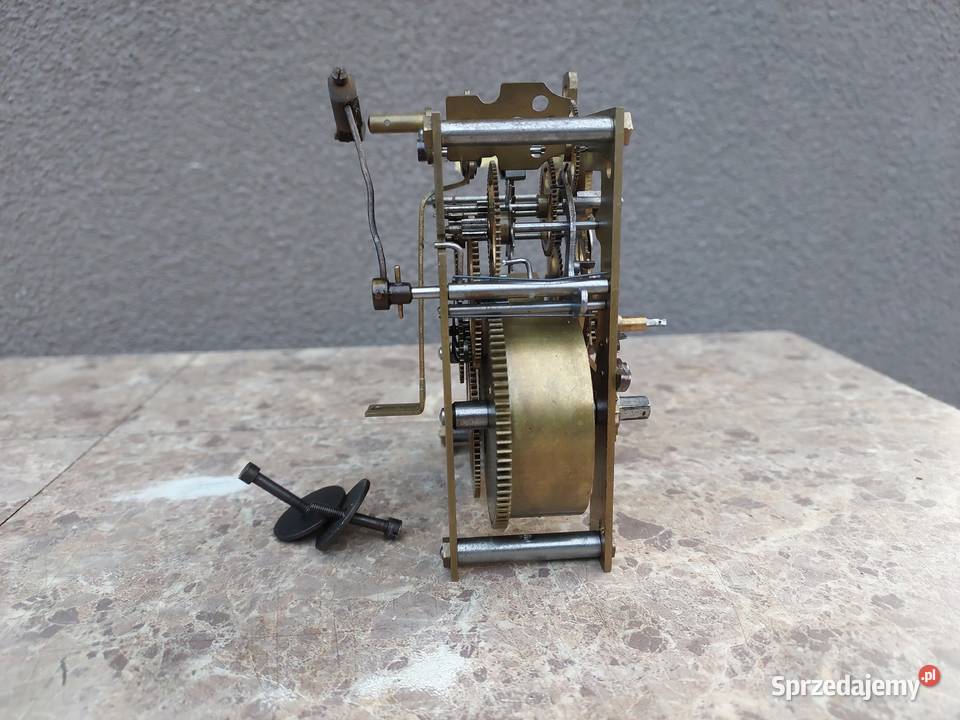 649 Mechanizm starego zegara ściennego GB Becker Tczew sprzedam