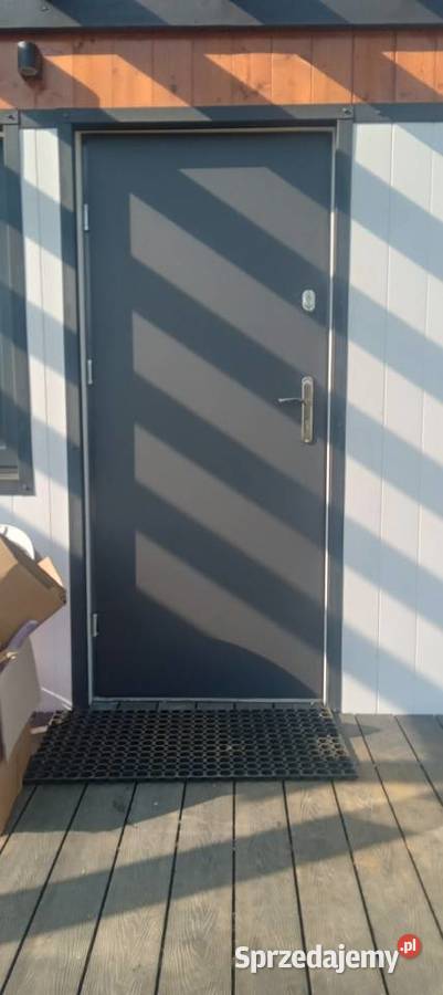 Drzwi zewnętrzne z montażem do bloku ręki Legionowo