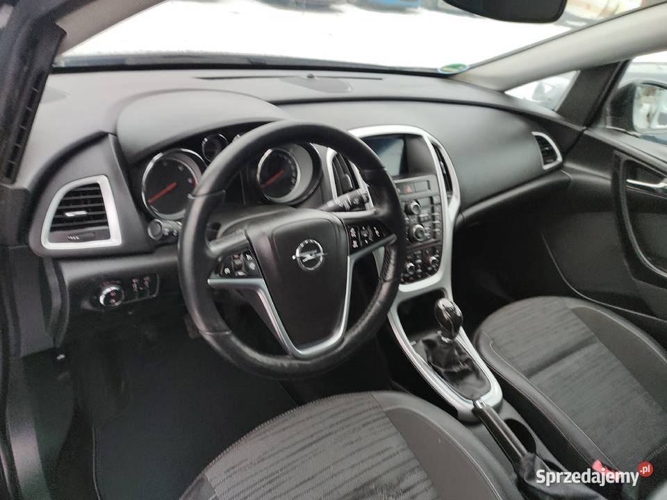 Opel Astra 2014 r 136KM Astra Smyków