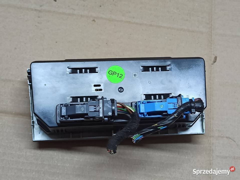 PANEL NAWIEWU KLIMATYZACJI OPEL ASTRA H 13122963 Bolesławiec