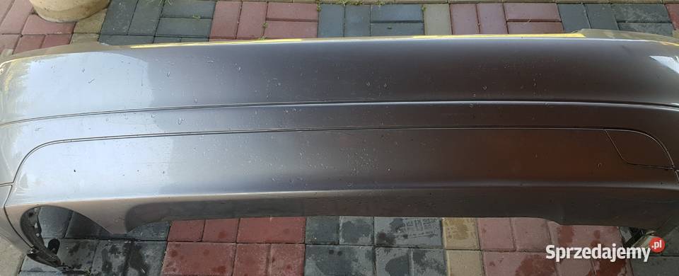 zderzak tył sedan mercedes c klasa W204 Zderzaki