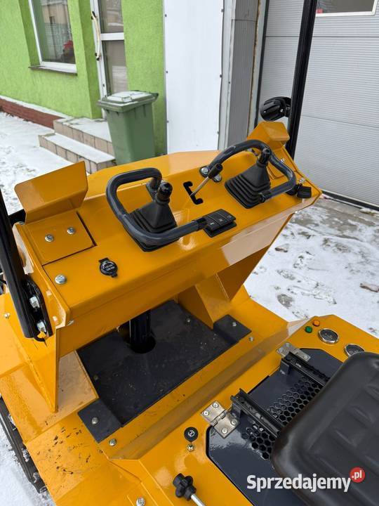 MINI ŁADOWARKA TORO B380 KOŁOWA Rok produkcji 2025