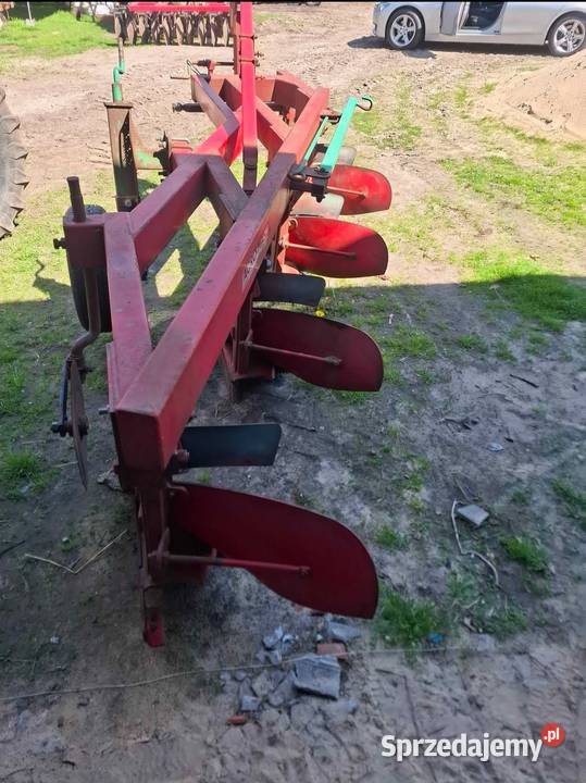 Pług 4 skibowy agromasz