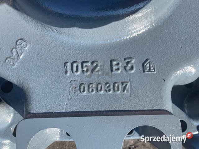 Obudowa Tylnego WOM 1052 Claas Axion Massey