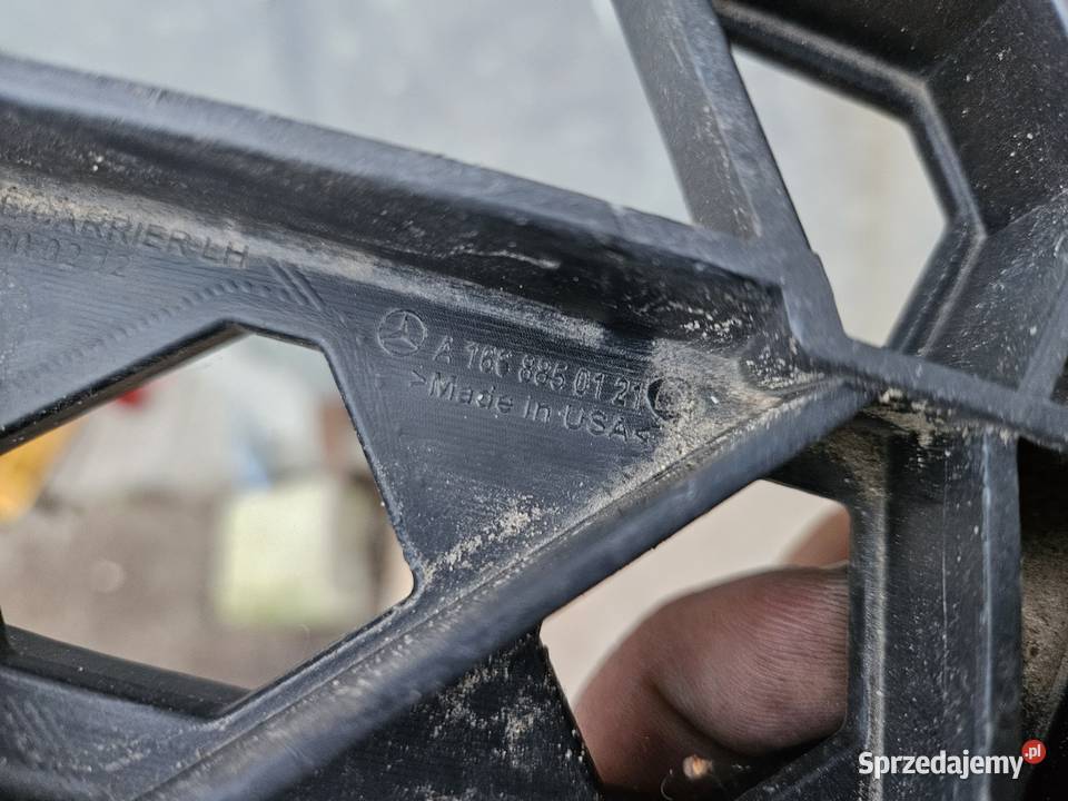 MERCEDES GL W166 ŚLIZG LEWY ZDERZAKA TYŁ wielkopolskie Międzychód