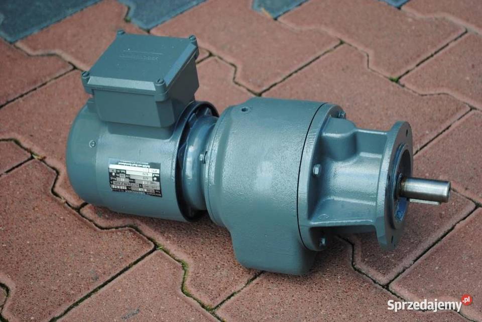Motoreduktor kołnierzowy 012kw 18obrmin fvat Pozostałe Kargowa
