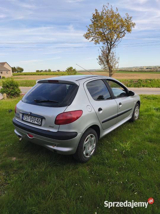 Peugeot 206 14Bgaz 2002 klima elektryka TANIO Starachowice sprzedam