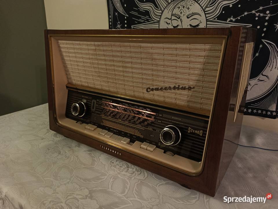 Radio lampowe TELEFUNKEN Concertino 2093 1959r