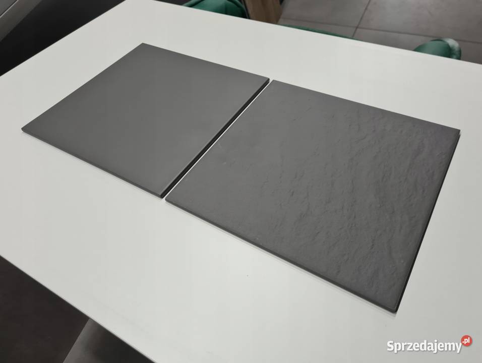 Płytki GRES techniczny TECHNO NERO UNI R11 R9 Opoczno