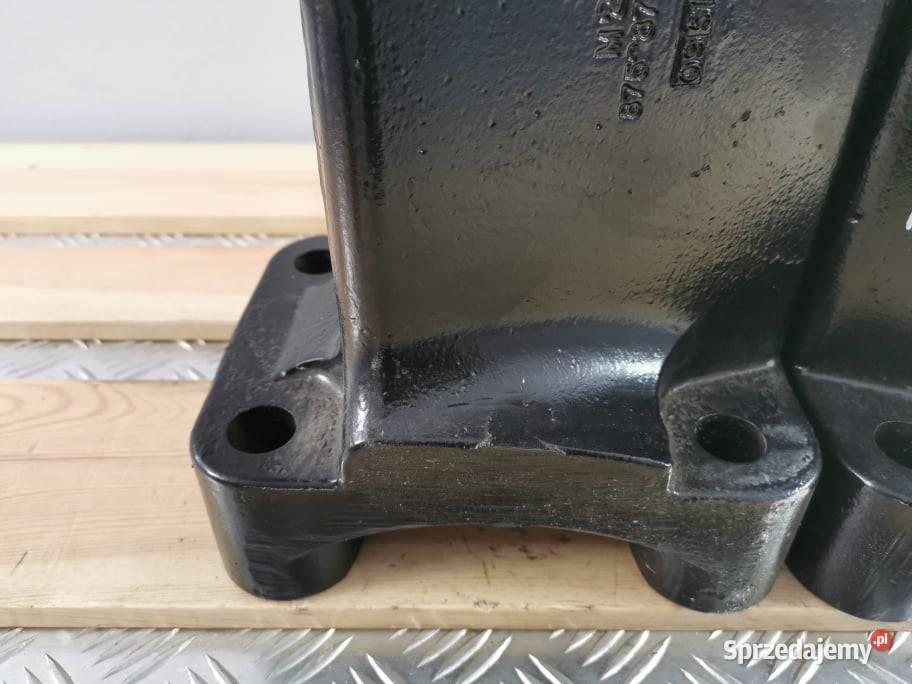 Wspornik stabilizatora prostego Holland T8