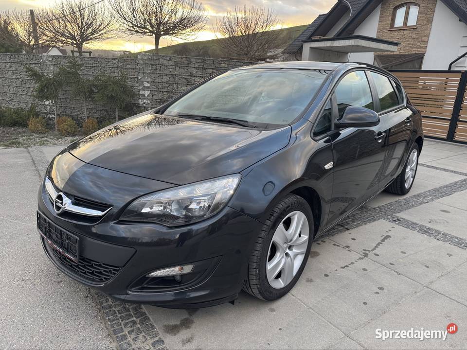 Opel Astra Fabryczny gaz LPG duży ekran ledy 4/5