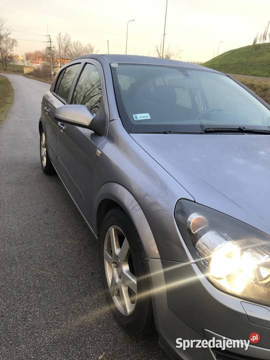 Opel astra h 14 GAZ 2004r Kraków sprzedam