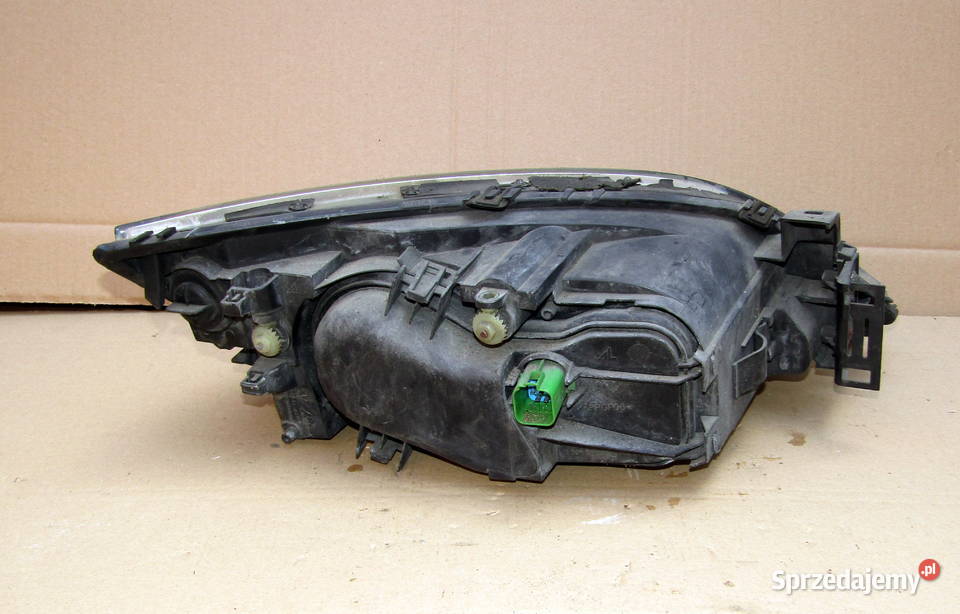 LAMPA PRZEDNIA LEWAPRAWA FORD MONDEO MK3 Rok produkcji 2005 łódzkie Mysłaków