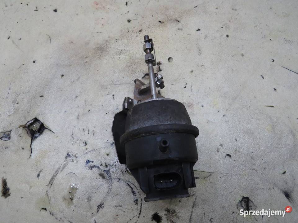 GRUSZKA TURBINY AUDI Q5 8R 20 TDI osobowe