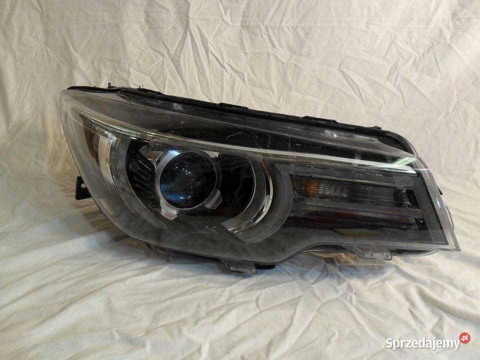 Reflektor Przód strona prawa MG ZS MM316 Nowy Tomyśl