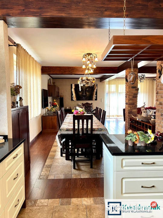 Sprzedaż domu wolnostojącego 240m2 Brzostek Liczba pokoi 5 sprzedam