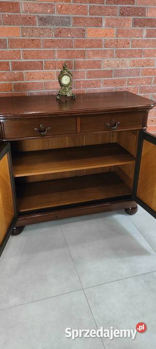 Piękny pomocnik komoda dębowa Łagów